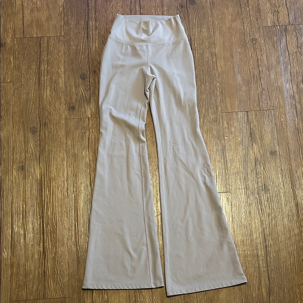 Wild Fable Butter Bliss Beige YogaPants